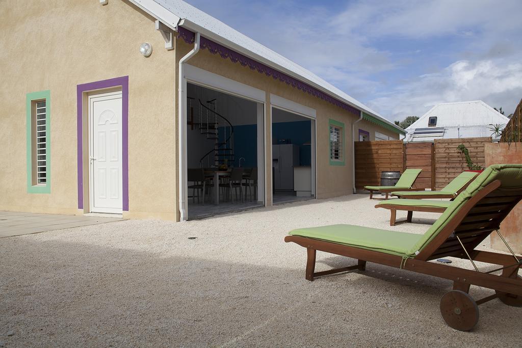 La Canne A Sucre Sainte-Anne  Bilik gambar